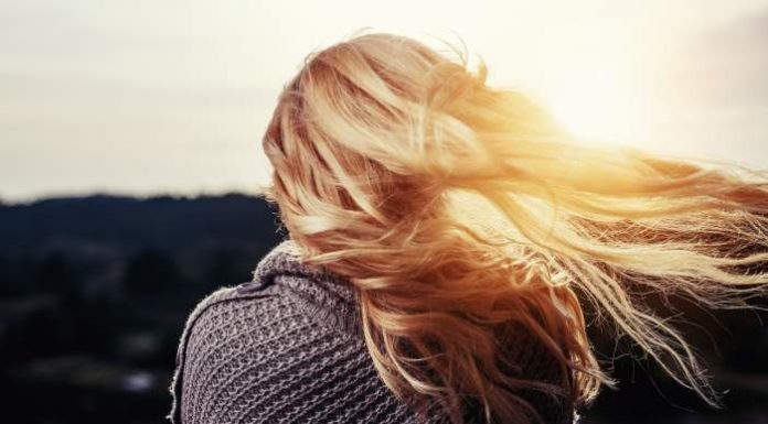 How To Treat Your Damaged Hair In The Right Way