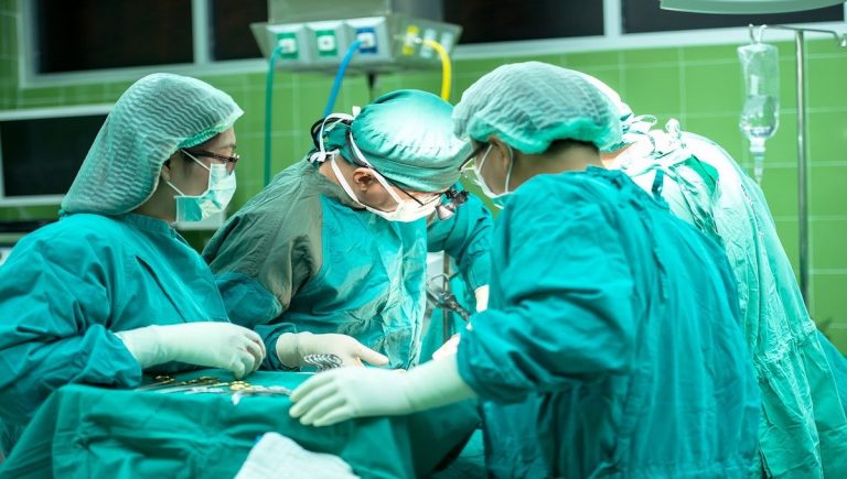 Teen Receives Historic Double Lung Transplant Due to a New Trend Teen Receives Historic Double Lung Transplant Due to a New Trend