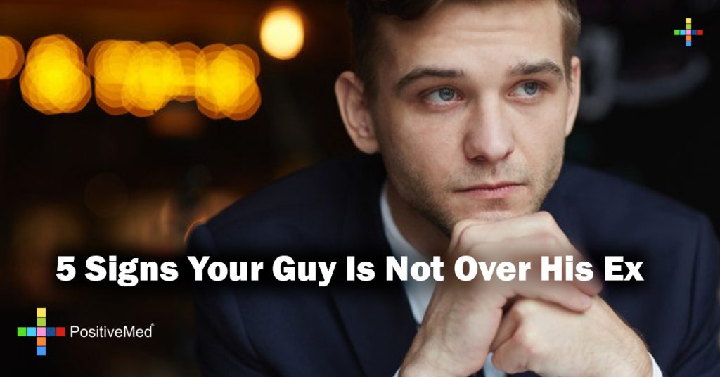 5 Signs Your Guy Is Not Over His Ex